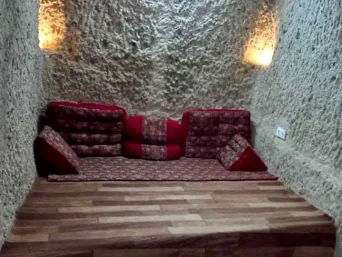 تخت سنتی در اقامتگاه بوم گردی سهند کندوان 3 - اذربایجان شرقی - اسکو - کندوان