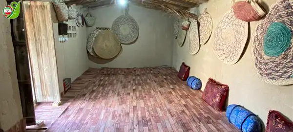 اتاق اقامتگاه سنتی گنبد نمکی جاشک