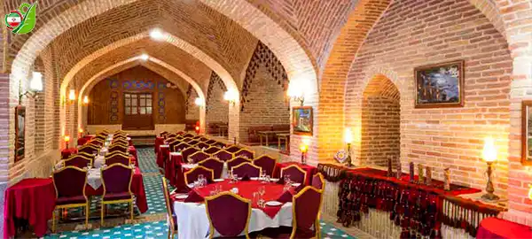 رستوران هتل کاروانسرای لاله بیستون کرمانشاه